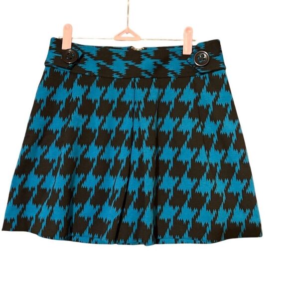 Express Women's Pleated Skirt Size 2 Blue Geometric Knee Length Casual - Picture 1 of 10